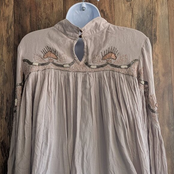 Free People Beige Beaded Tunic Deep V Cutout Mockneck BoHo Blouse Small - Picture 5 of 8